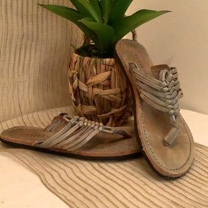 Bed Stu distressed cobbler series thong sandals. Size 8.